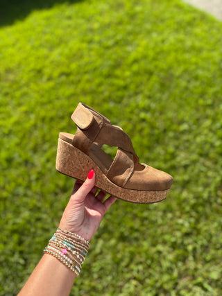 Corky's Case Closed Tan Wedges