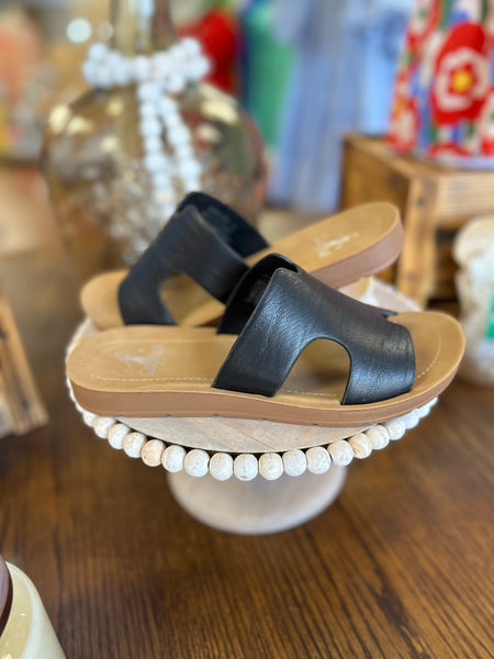 Corky’s Bogalusa Smooth Sandals