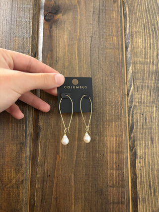 Long Hook & T-Drop Pearl Earrings