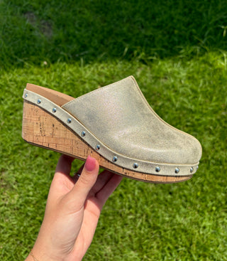 Corky’s Marley Wedge