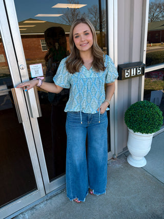 Simply Southern Prim Contrast Top