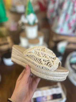 Eureka Macrame Slides