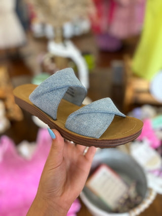 Corky’s With a Twist Sandal