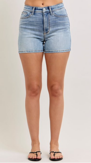 Judy Blue Weekend Wanderer Shorts