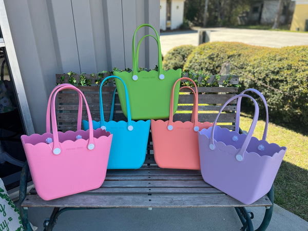 Scalloped Versa Tote